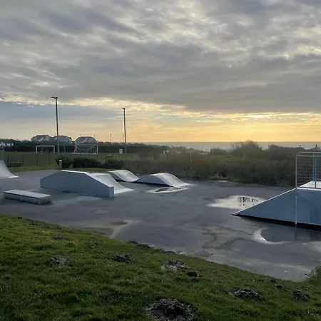 Campeggio Mobil Au Bord De La Mer, Vue Sur La De La Falaise à *