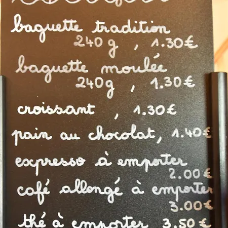 Mobil Au Bord De La Mer, Vue Sur La De La Falaise A * Équihen-Plage